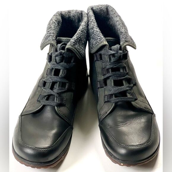 Chaco Barbary Waterproof Boots - Picture 4 of 15